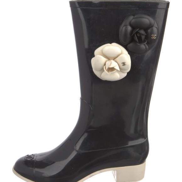 CHANEL Black and Cream Floral Rain Boots EUC - Picture 1 of 7